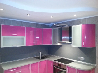 Светло розовая кухонная мебель эмаль на заказ
